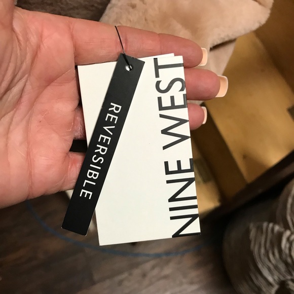 New Nine West Reversible Faux Fur Teddy Jacket - Picture 4 of 4